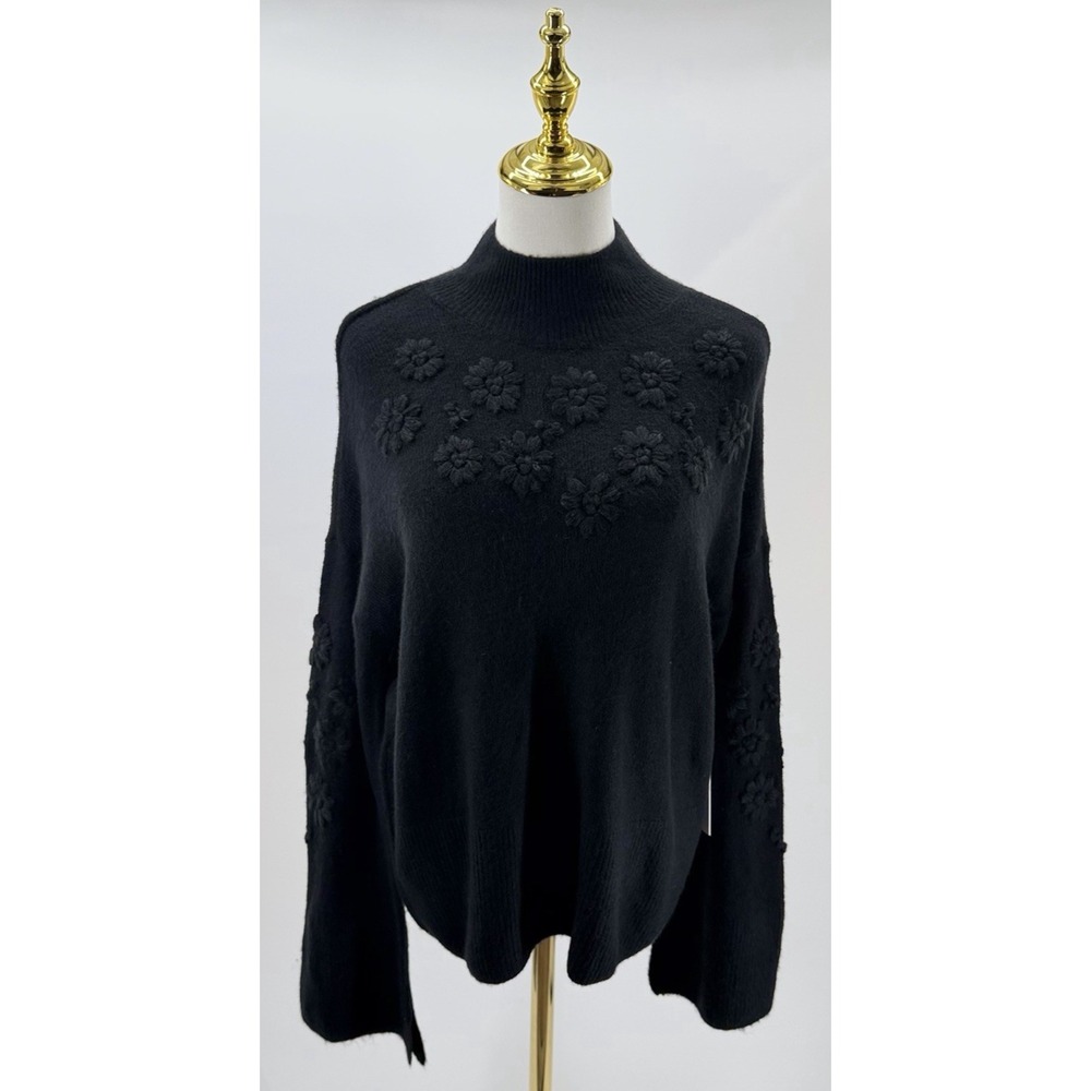 Cece Women's Floral Embroidered Mock Neck Winter Sweater Black Size Medium M